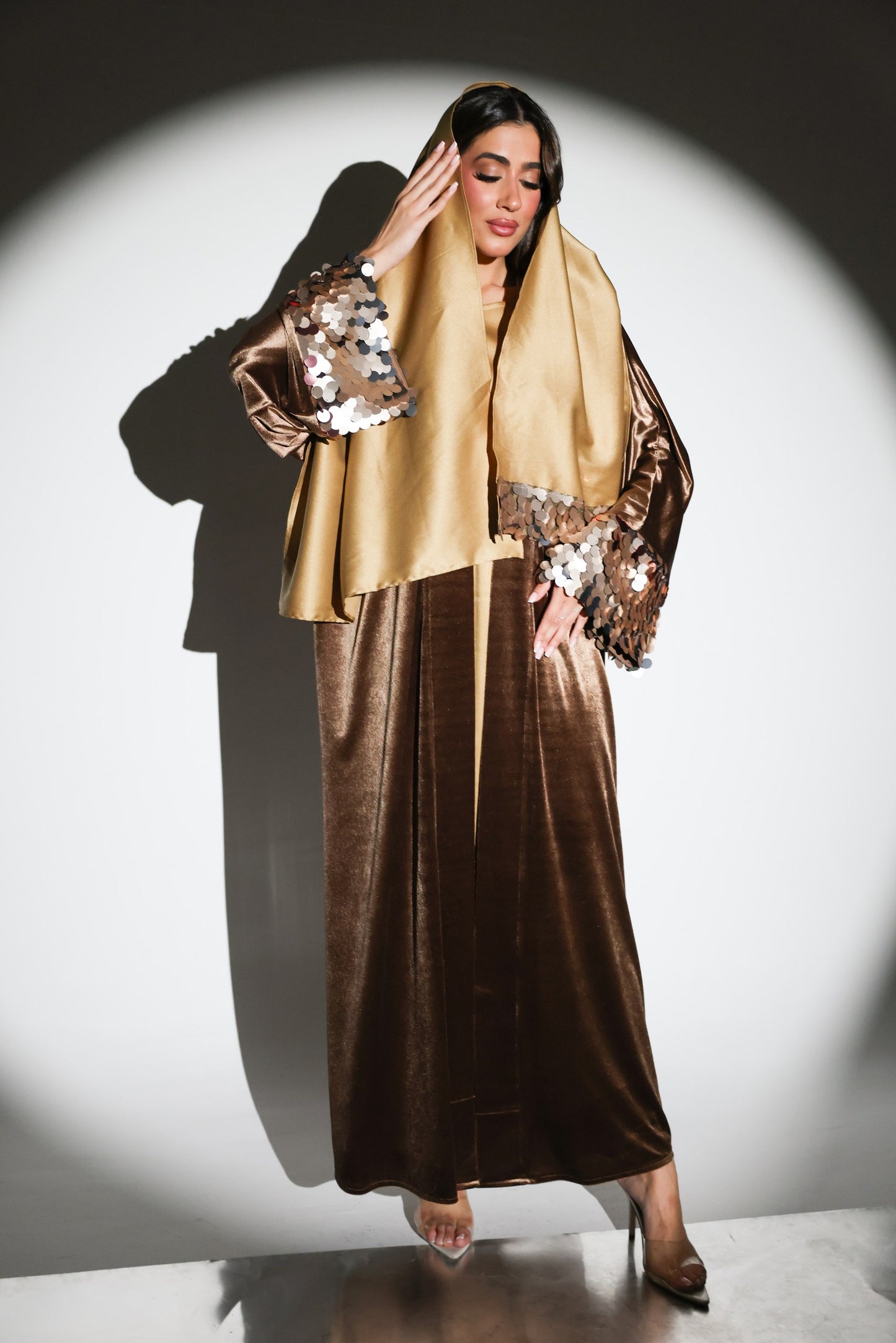 Zainab Velvet Abaya Set With Glitter